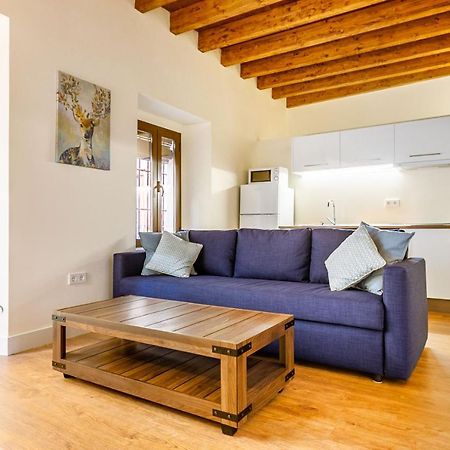 Stunning Apartment In Central Seville Exterior photo