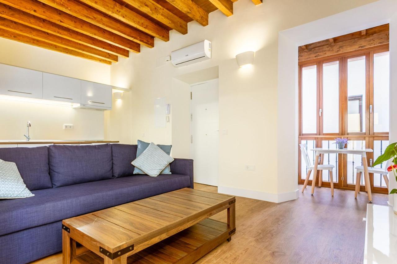 Stunning Apartment In Central Seville Exterior photo